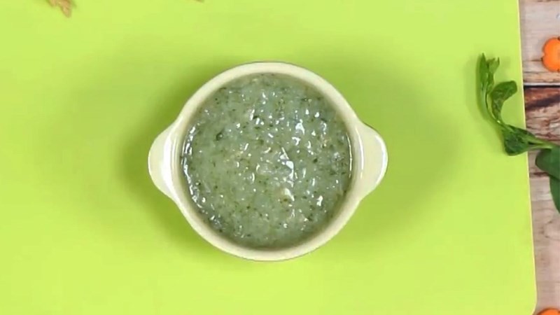 Cháo tôm mồng tơi cho bé mới tập ăn dặm