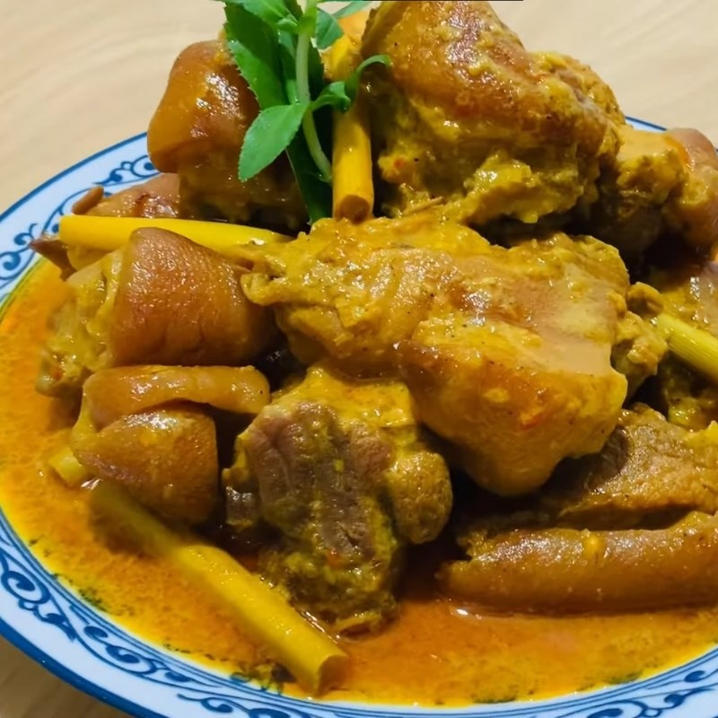 Đĩa giò heo giả cầy miền Tây thành phẩm bày biện đẹp mắt, sẵn sàng thưởng thức