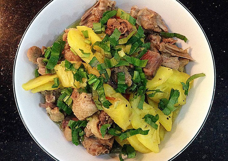 Món vịt sốt dứa chua ngọt thành phẩm, hấp dẫn mọi thực khách