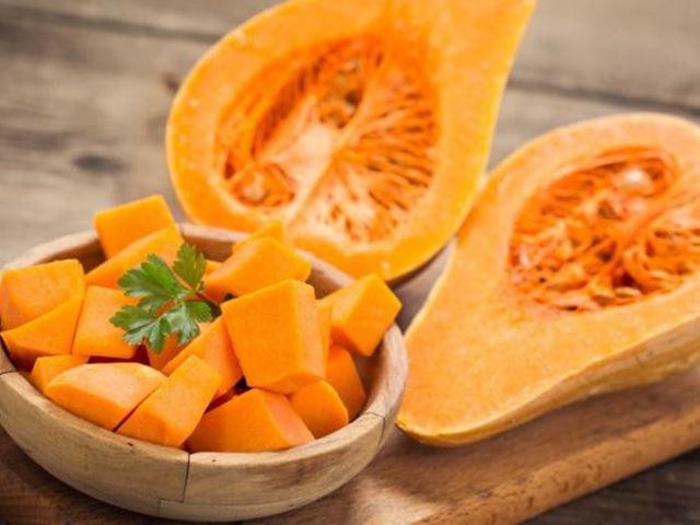 Trứng gà là thực phẩm giàu dinh dưỡng cho sự phát triển của bé