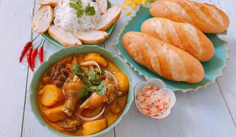 Món gà cà ri khoai tây thơm ngon chuẩn vị và đẹp mắt