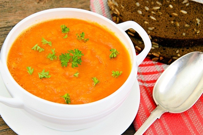 Món cháo thịt bò bằm cà rốt hòa quyện nhiều dinh dưỡng cho bé ăn dặm dễ hấp thụ, một cách nấu cháo thịt bò bằm đơn giản hiệu quả.