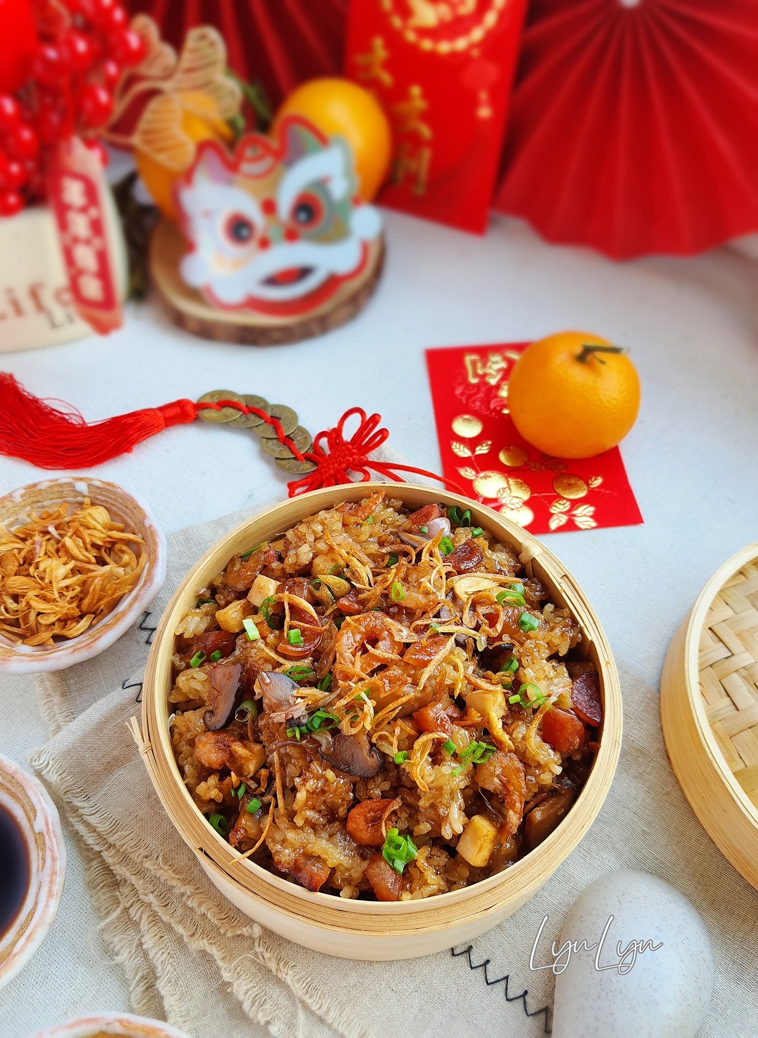 Chuẩn bị các nguyên liệu đa dạng cho món xôi bát bửu