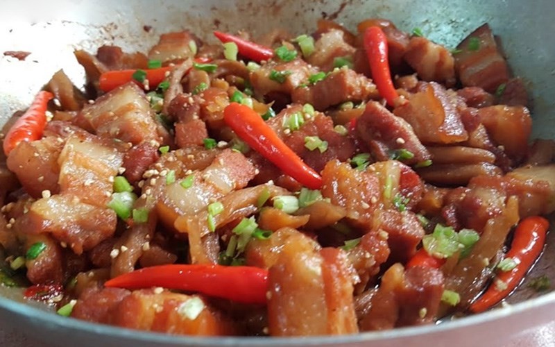 Thịt kho củ cải muối