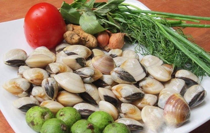 Cách nấu canh ngao chua quả sấu chuẩn vị