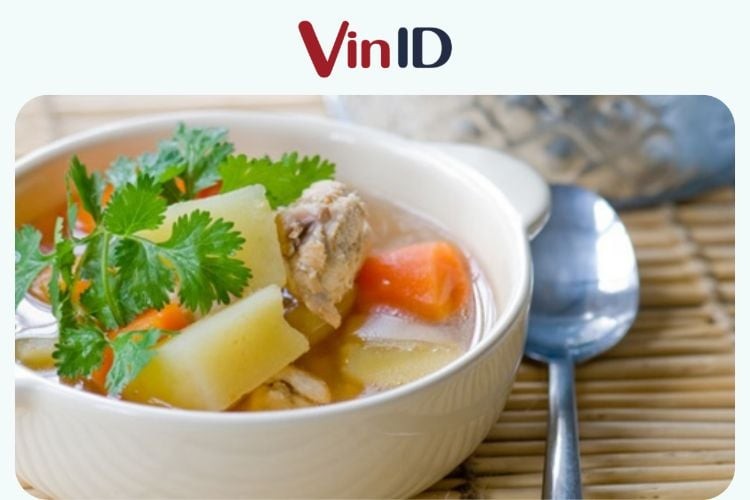 Bát canh gà rau củ tươi ngon, hoàn chỉnh với cách nấu canh bổ dưỡng đơn giản