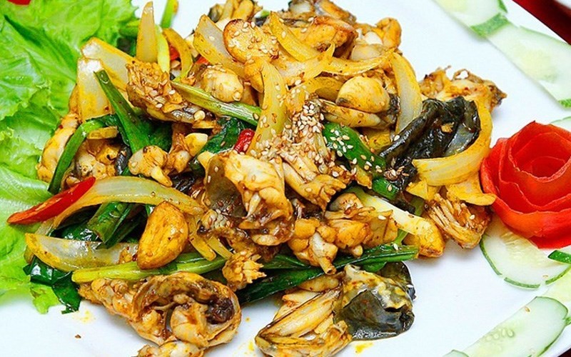 Ếch xào lăn