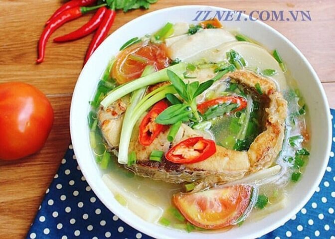 canh cá nấu su hào nóng hổi, thơm lừng chuẩn vị miền Bắc