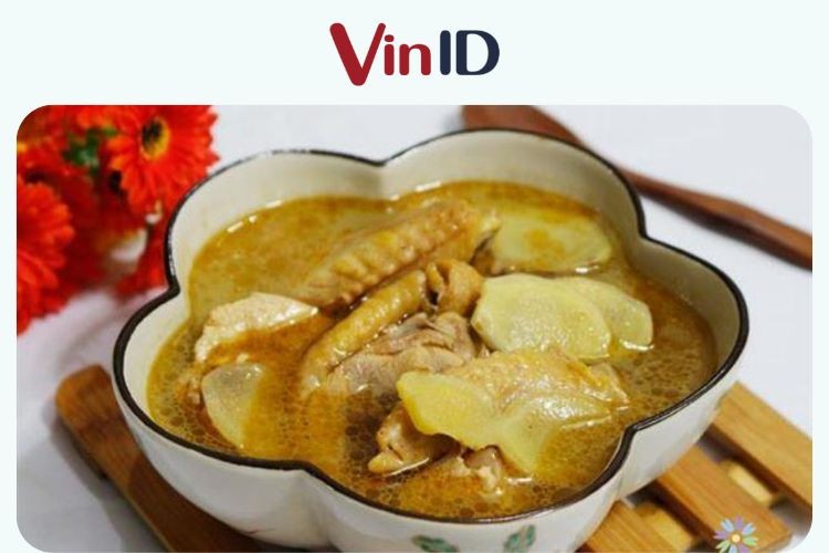 Bát canh gà nấu gừng nghi ngút khói, món canh bổ dưỡng giúp tăng cường sức đề kháng