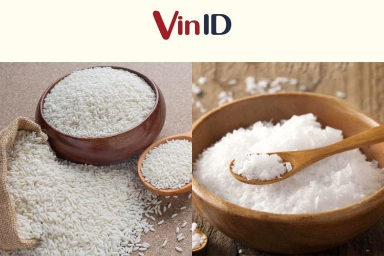 Chuẩn bị gạo và muối để nấu cháo trắng nhuyễn trên bếp ga