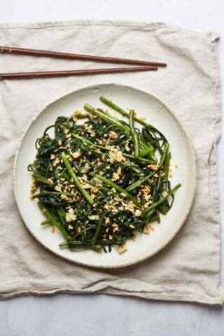 Vietnamese stir fried morning glory with garlic VyTran 5
