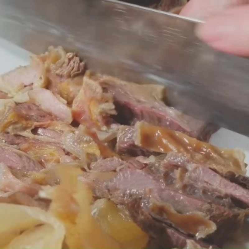 Bò viên chuẩn bị cho món phở