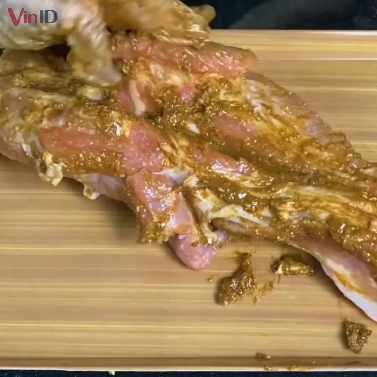 Ướp thịt 