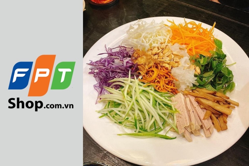 Tô bún thang chay với các loại topping thái sợi tinh tế, minh họa cách nấu bún chay cực ngon và cầu kỳ.