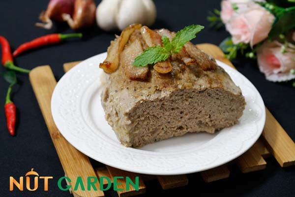 Hướng dẫn cách dùng muối hồng làm pate gan lợn tại nhà