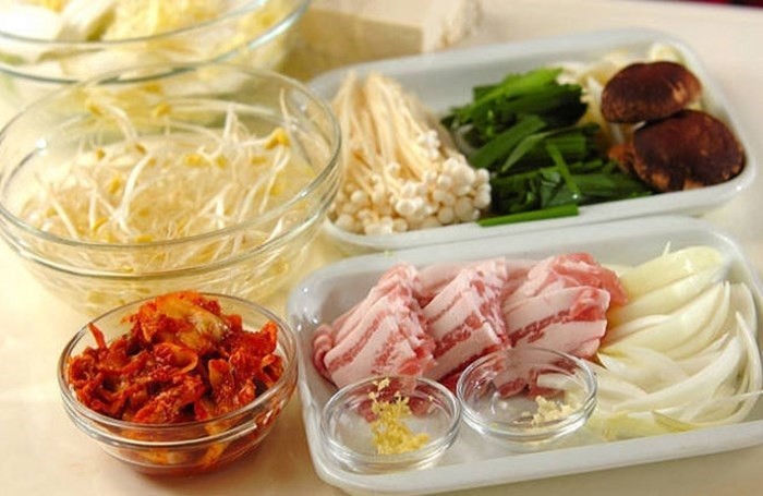 cách làm lẩu kim chi thịt lợn
