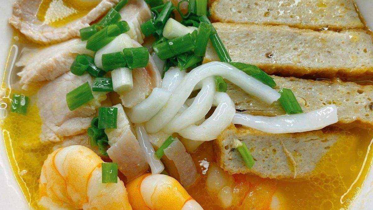 Bánh canh tôm thịt đậm đà, thơm ngon, bổ dưỡng