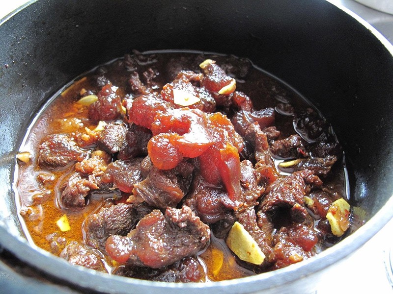 Xào thịt bò