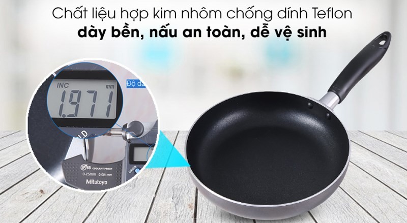 Chảo nhôm chống dính giúp nấu ăn dễ dàng