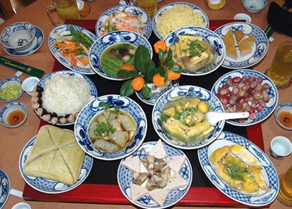 Mâm cỗ đám giỗ thịnh soạn