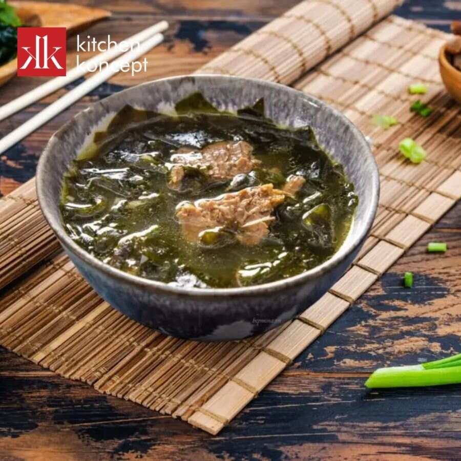 Canh rong biển cá ngừ đậm đà hương vị