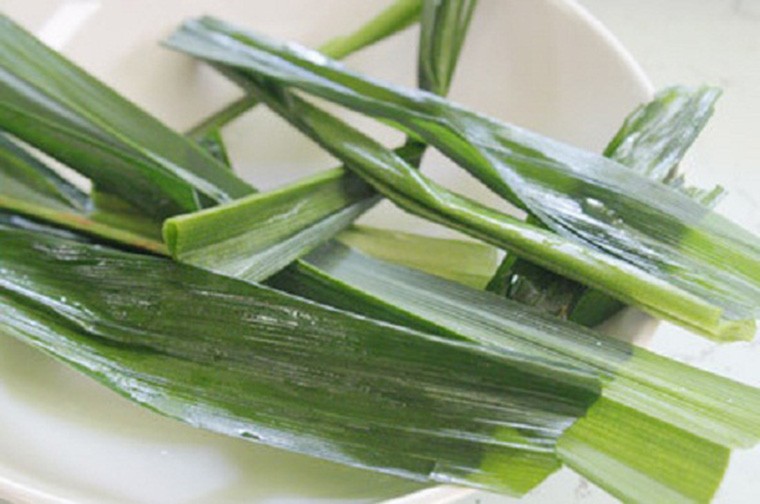 Lá dứa tươi đã rửa sạch