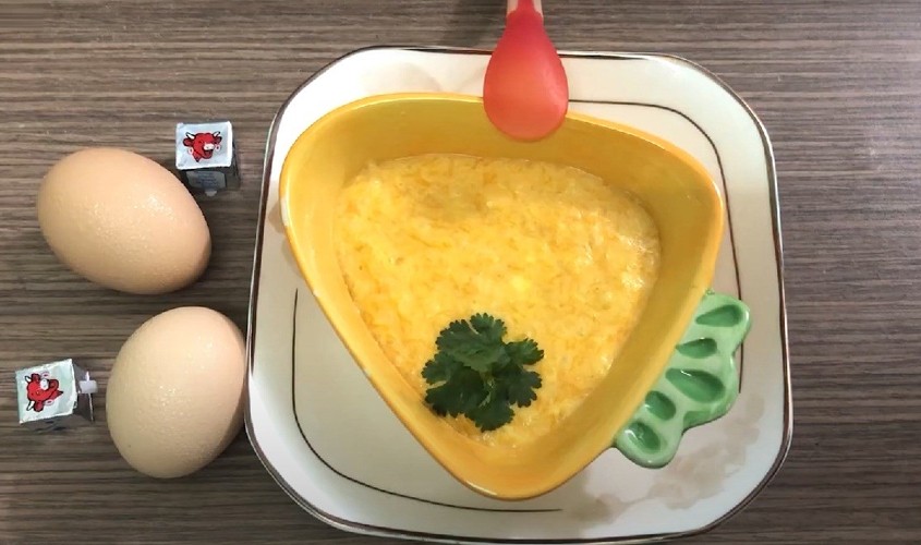 Hình minh họa cháo trứng gà phô mai