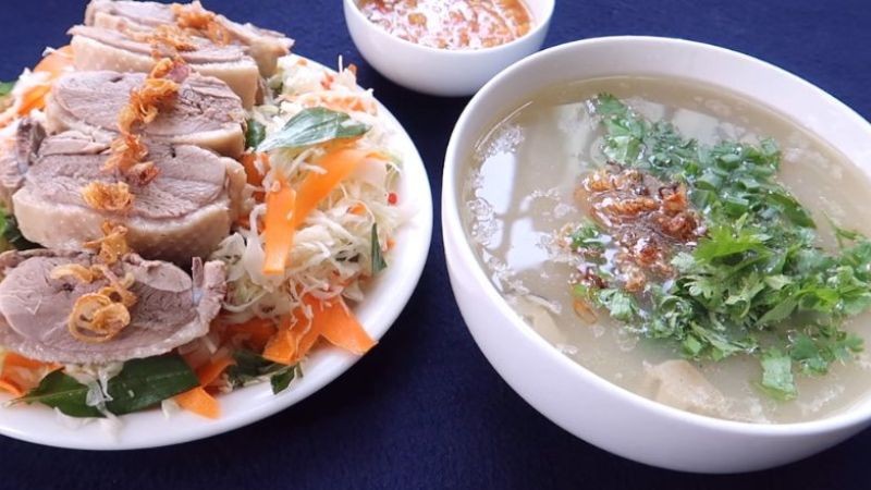 Tô cháo vịt hạt sen hoàn thiện