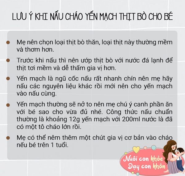 Em bé thưởng thức cháo yến mạch thịt bò bổ dưỡng