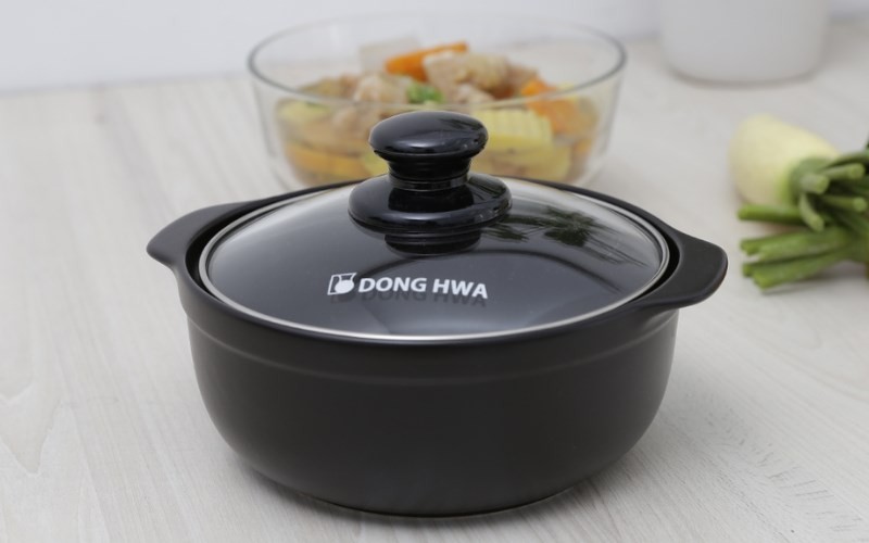 Nồi đất nắp kính Dong hwa Tucbeghi G702 là lựa chọn tốt để nấu gạo lứt