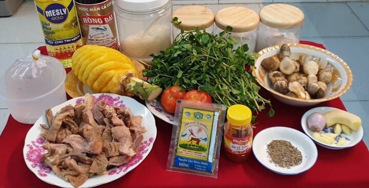 Toàn bộ nguyên liệu tươi ngon chuẩn bị cho cách nấu lòng bò mềm