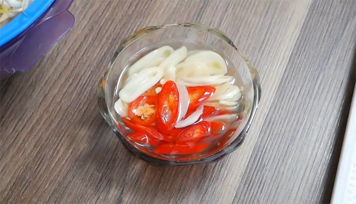 Phi hành tỏi thơm vàng