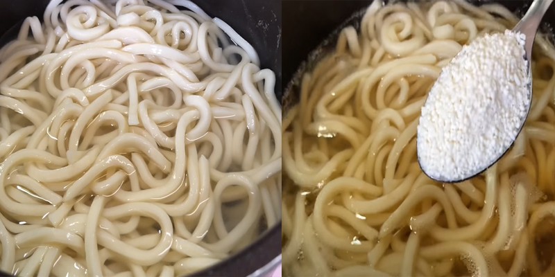 Thực hiện bước nấu sợi mì udon dai ngon trong nước dùng đậm đà