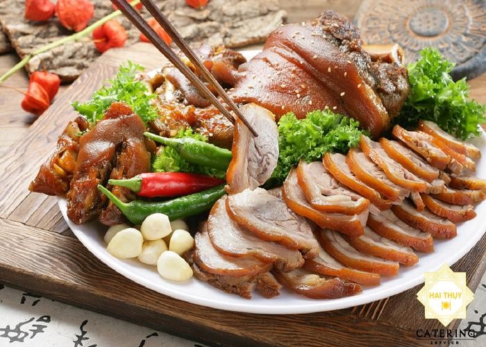Món thịt heo hon sau khi hoàn thành, thơm ngon hấp dẫn