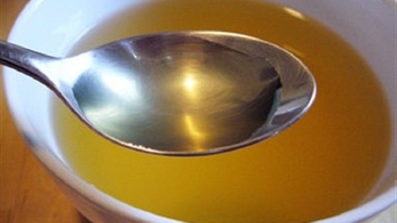 Cho bé dùng kèm nước Dashi cùng với cháo loãng, rau củ, hoa quả