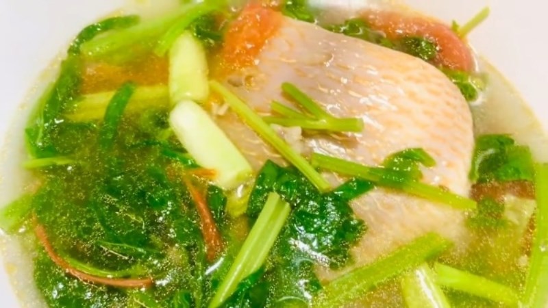 Cá diêu hồng nấu ngót vị chua thanh