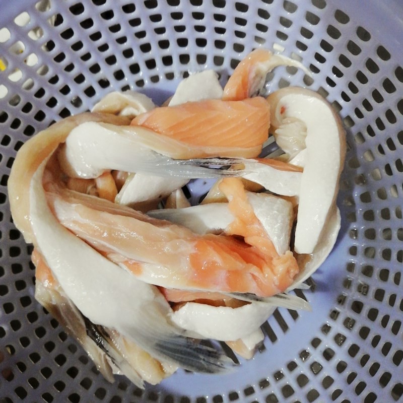 Sơ chế lườn cá hồi