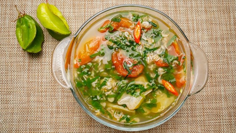 Canh tép nấu khế chua dân dã, đậm vị quê hương