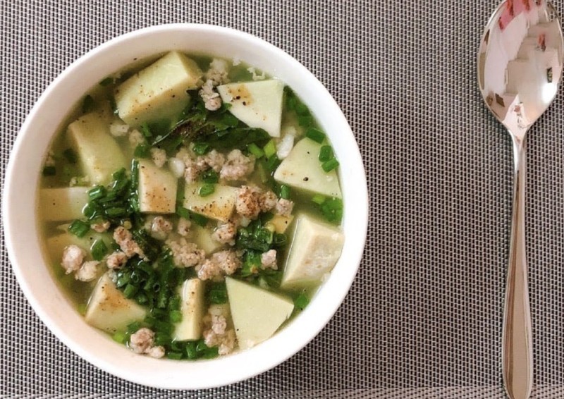 Món canh khoai từ nấu thịt bằm dân dã, đậm đà hương vị