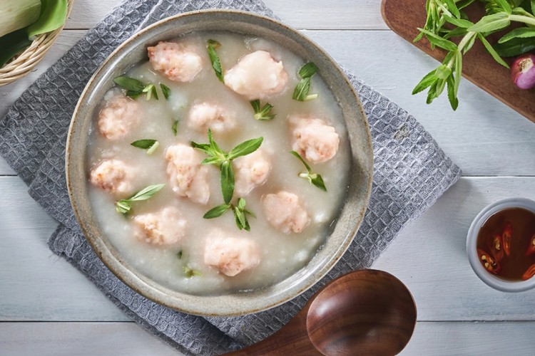 Canh khoai từ thịt viên tròn vị cho bữa cơm gia đình
