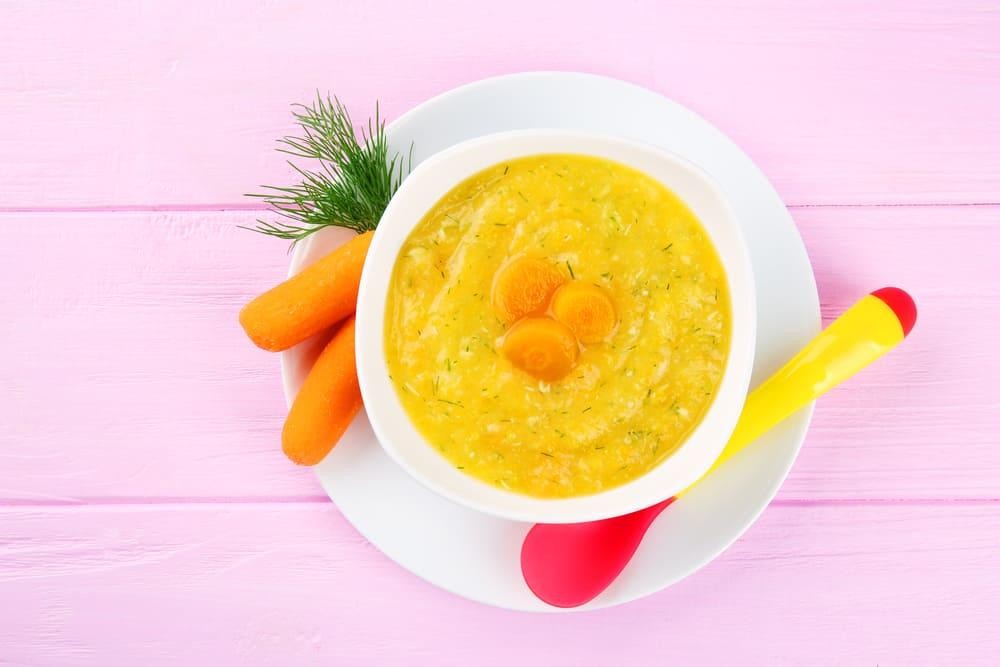 Cháo cà rốt trứng gà hạt sen dinh dưỡng, cách nấu cháo hạt sen cho bé ăn dặm