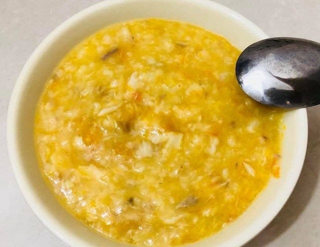 cháo thịt bò cà rốt đậu xanh giải nhiệt cho bé