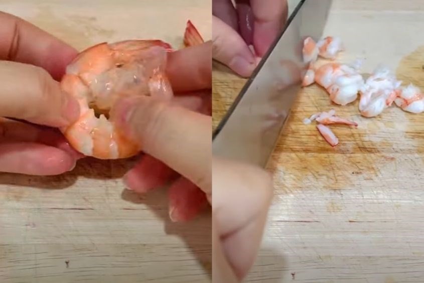 Tôm đã luộc chín được băm nhỏ, phù hợp cho bé ăn dặm món cháo tôm khoai mỡ