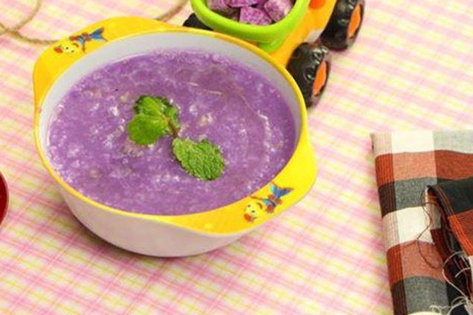 Cháo yến mạch khoai lang tím bổ dưỡng, màu sắc hấp dẫn, công thức cách nấu cháo yến cho người lớn