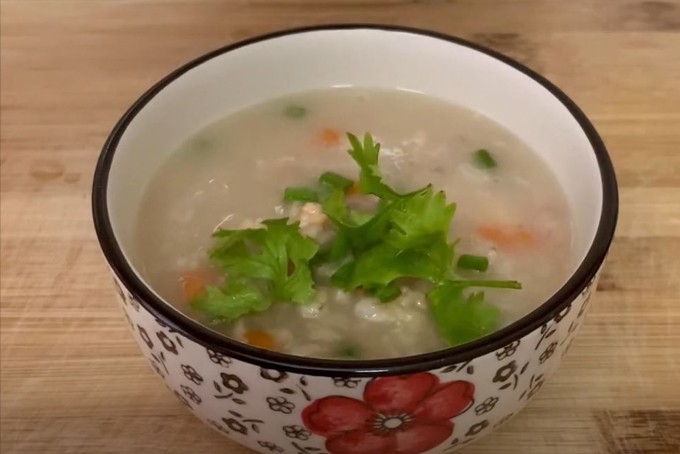 Cháo yến mạch tôm tươi bổ dưỡng, đầy protein, công thức cách nấu cháo yến cho người lớn