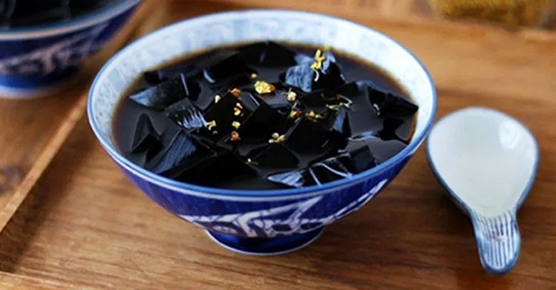 Sương sáo mang lại nhiều lợi ích cho sức khỏe, giúp giải nhiệt và thanh lọc cơ thể