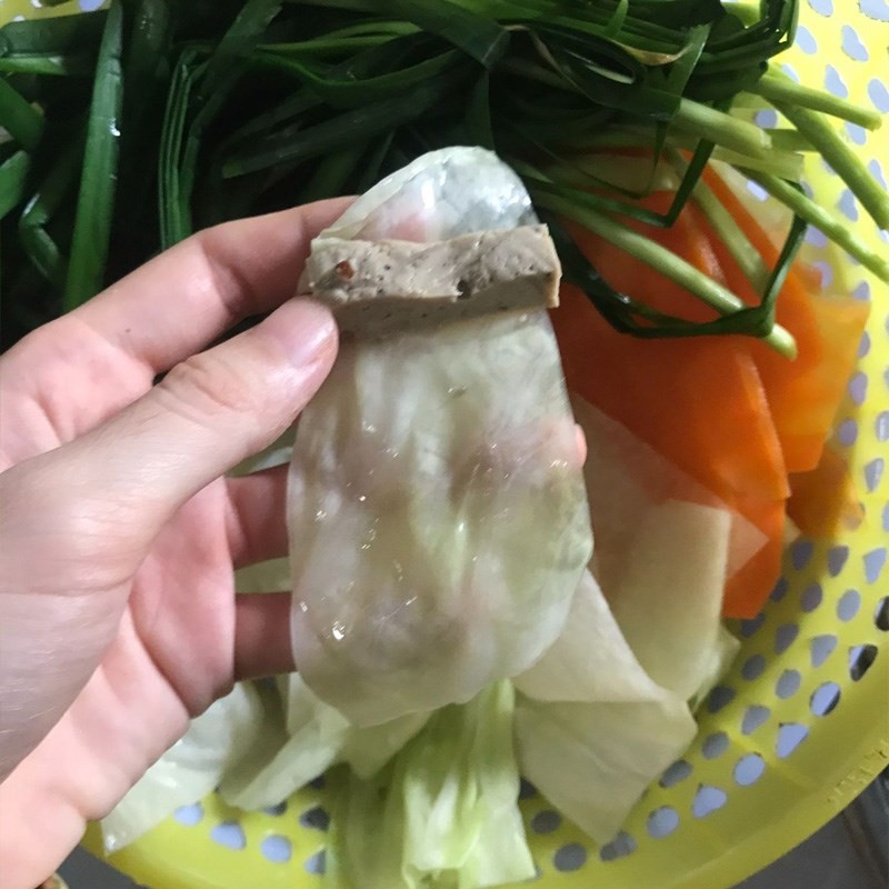 Cuộn cù lao chay, bó đòn chay cùng rau củ