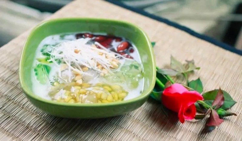 Bát chè thập cẩm Hà Tĩnh thơm ngon, hấp dẫn sau khi hoàn thành tại amthucdocdao.com