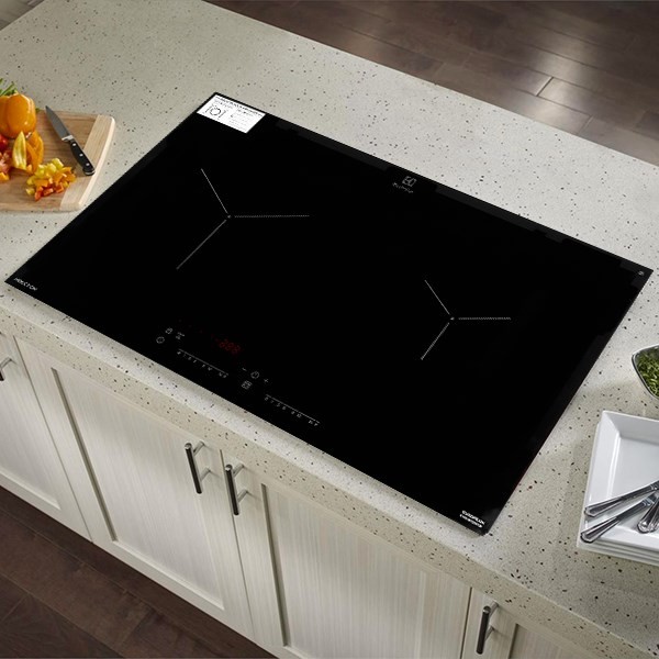 Electrolux EHI7260BB, bếp từ đôi âm cao cấp, giúp bạn chế biến cá khoai thì là dễ dàng
