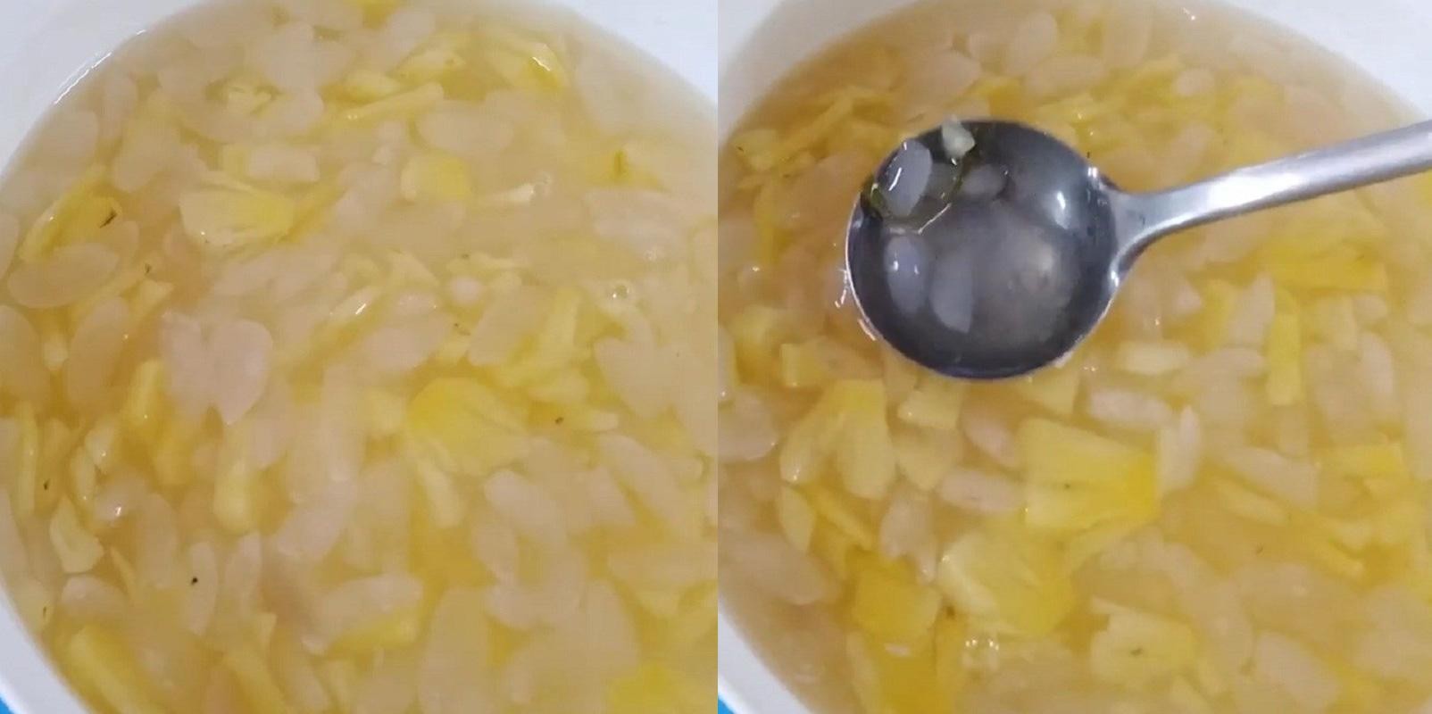 Món chè hạt đác dứa thanh mát, giòn ngon chuẩn bị thưởng thức